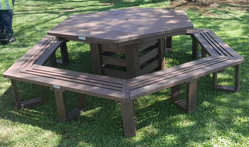 Recycled Plastic Hex Picnic Table