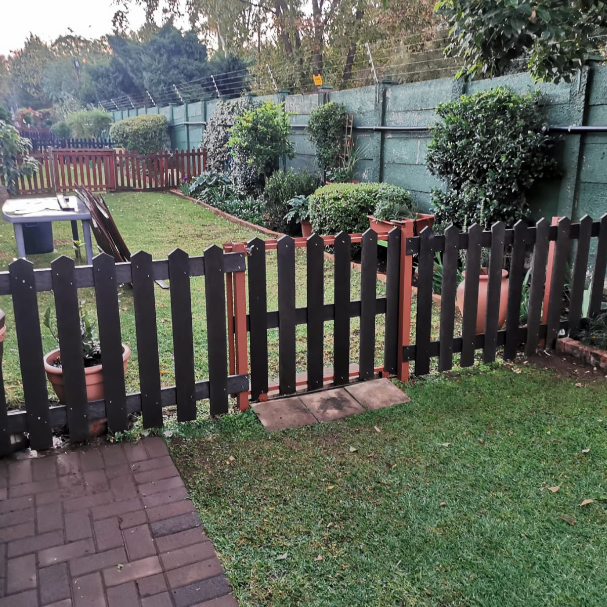 Picket Fencing